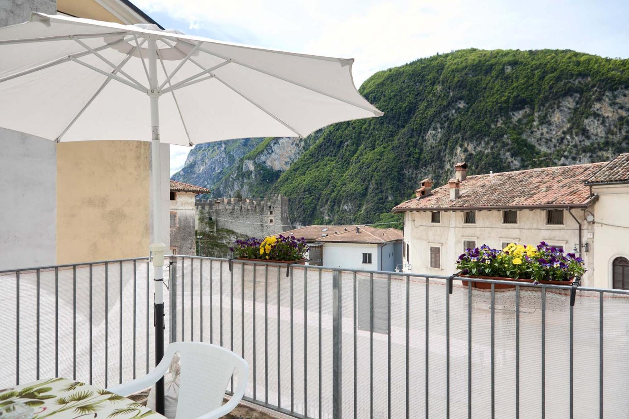 Ania Vista Castello